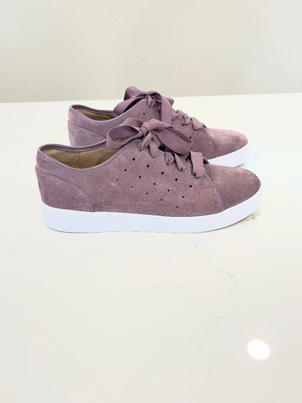 Vionic Women's KEKE Suede Sneaker Orthotic Arch Supportive Walking Shoes 7.5
